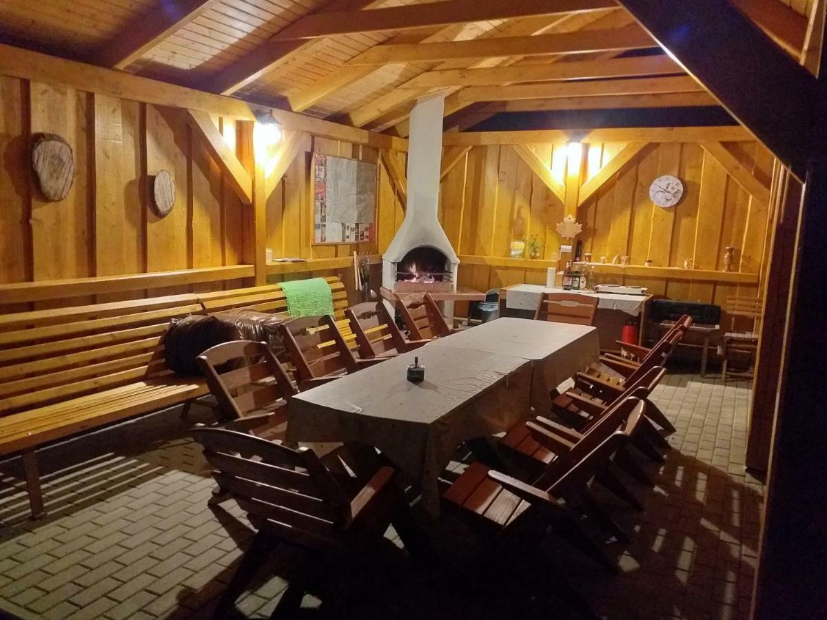 Penzion Anika Krasnohorska Dlha Luka Esterno foto